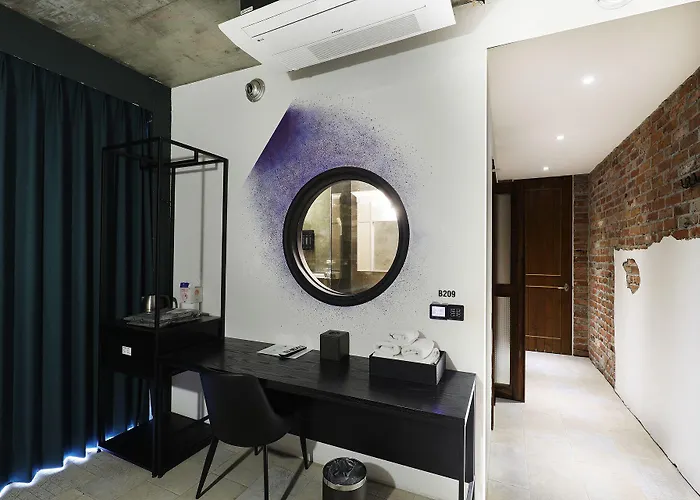 The Designers Jongro 3*